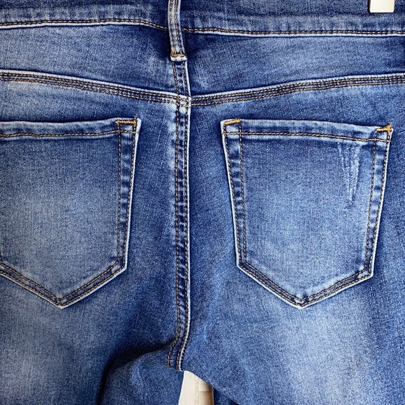 SOLD.   Pacsun Super Stretch Ankle Jeggings Patched Knees Size 25 - Picture 8 of 10